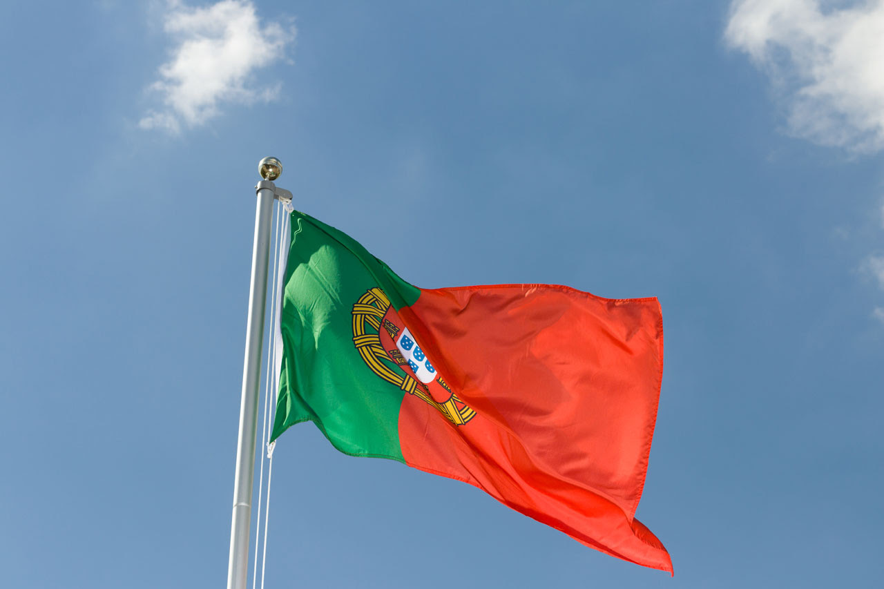 Fahne Portugals kaufen - Flagge 90 x 150 cm - FlaggenPlatz ...