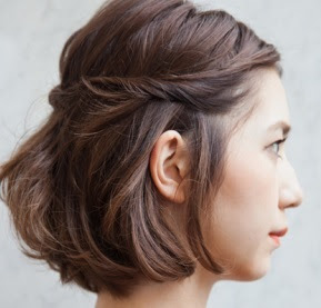 七五三でショートヘアのママにおすすめの髪型7選 暮らしに役立つ情報局
