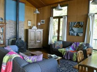 Sidneys Retreat