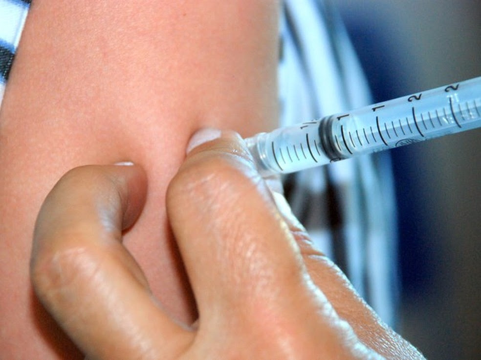 Secretaria de Saúde diz que vacinas estão disponíveis nas 139 cidades do estado (Foto: Sesau/Divulgação)