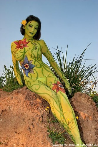 flower body painting