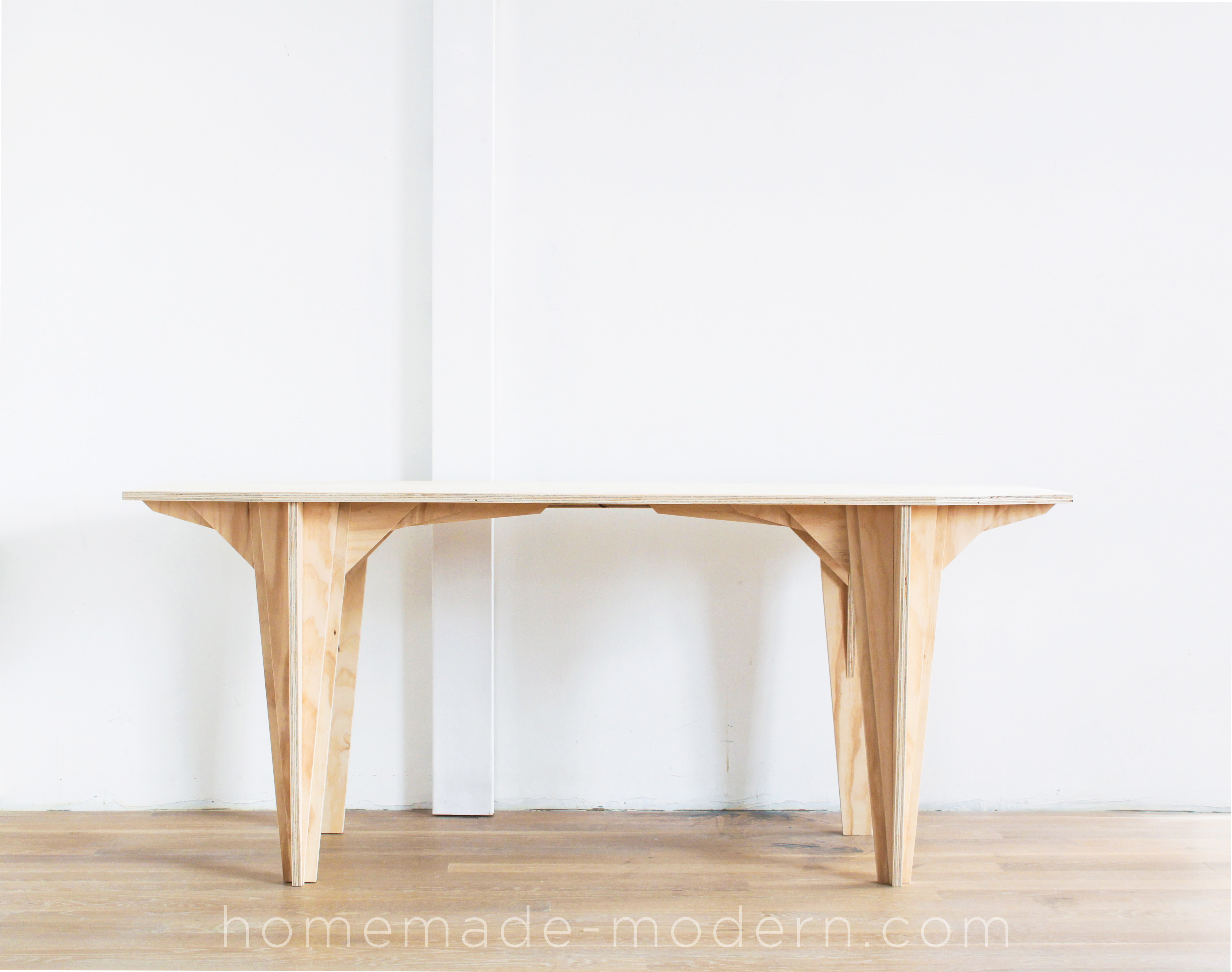 HomeMade Modern EP110 Plywood Table