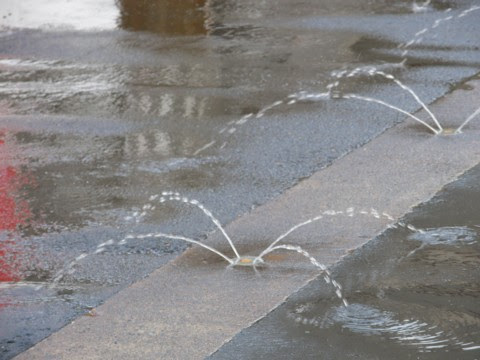 雪国の強い味方 消雪パイプの仕組みとは