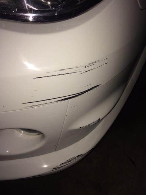 subaru - Scratch front bumper white car - Motor Vehicle Maintenance