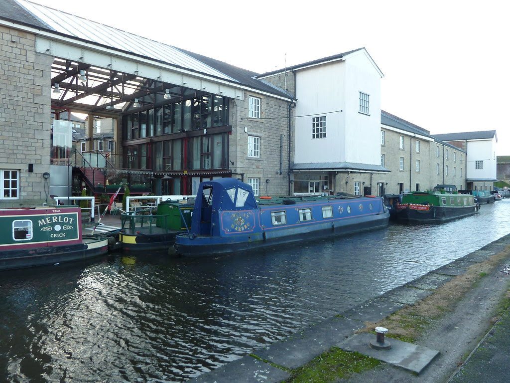 SINGLES CRUISES OVER 40 - OVER 40 - ADULT ONLY CRUISE SHIPS