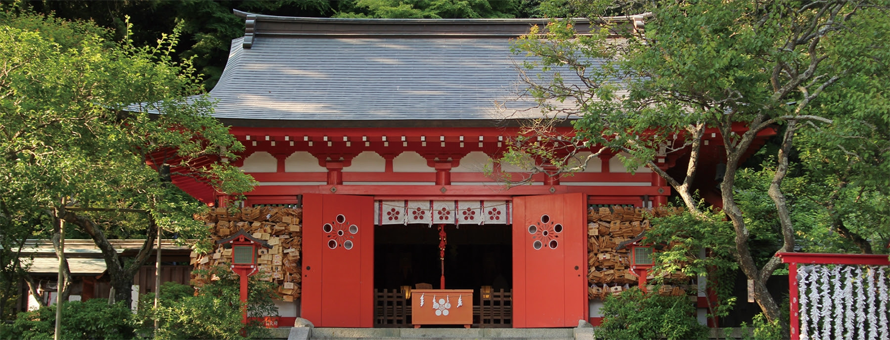 鎌倉市にある荏柄 えがら 天神社では菅原道真公をお祀りしています