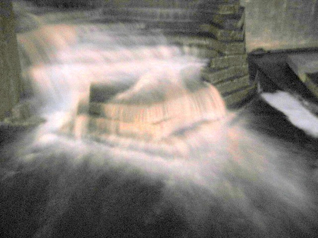 night, lovejoy fountain
