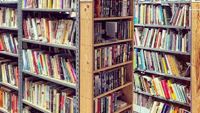 Discover the Best Bookstores in Sacramento - A Bibliophile's Heaven!