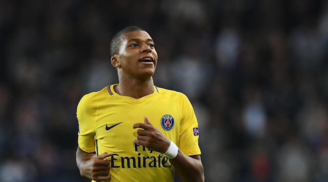  PSG Depak Kylian Mbappe