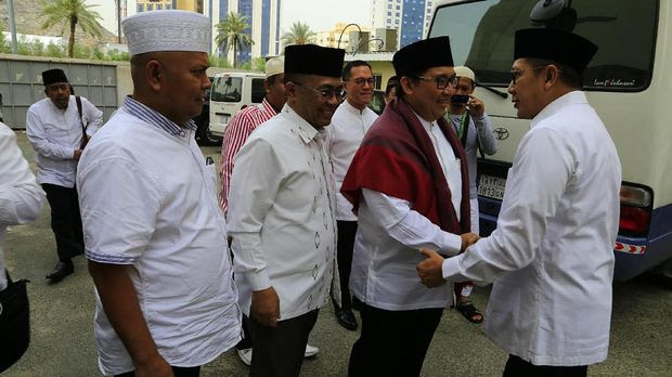 Pimpin Tim Pengawas Haji ke Mekah, Fadli Zon Sorot Katering