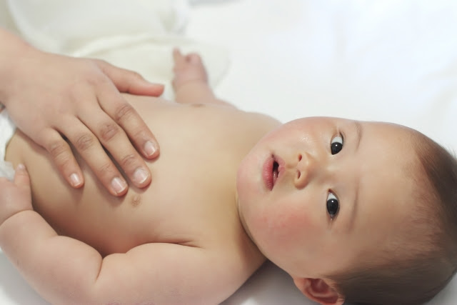 赤ちゃん 新生児 のお臍 おへそ 消毒方法 初めてママの出産準備 マタニティ ベビー