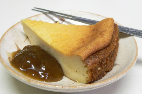 ルバーブ入りチーズケーキ 猫の目スチル 旧館