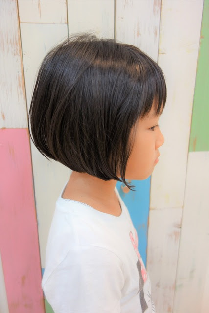小学生 女の子 髪型 前下がりボブ Khabarplanet Com