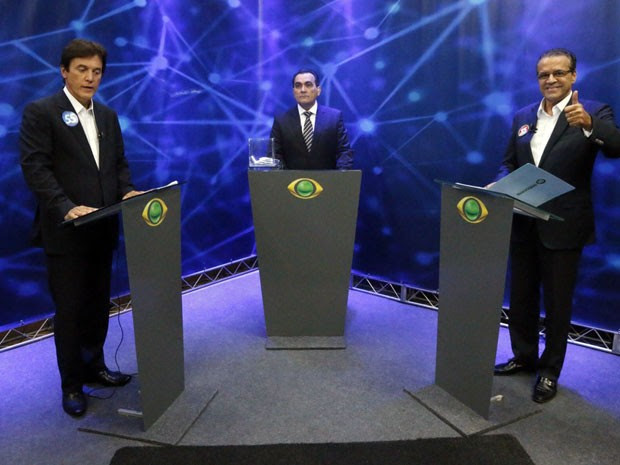 Robinson Faria e Henrique Eduardo Alves participaram de debate em Natal (Foto: Canindé Soares/G1)