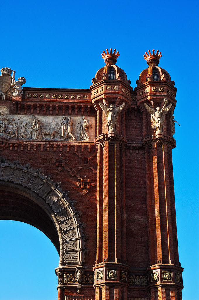 Arc de Triomf: A Landmark of Barcelona [enlarge]