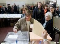 Más del 60% de los españoles habían votado dos horas antes de cerrar los colegios.