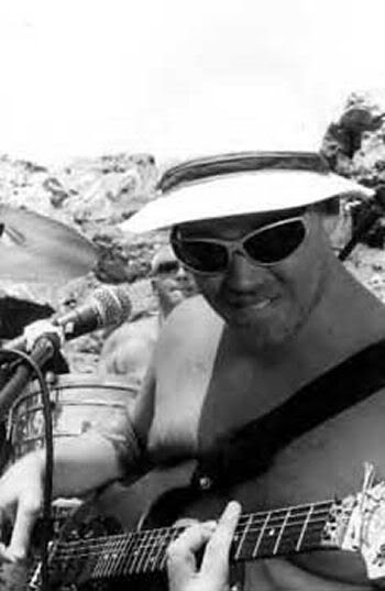 brad nowell look