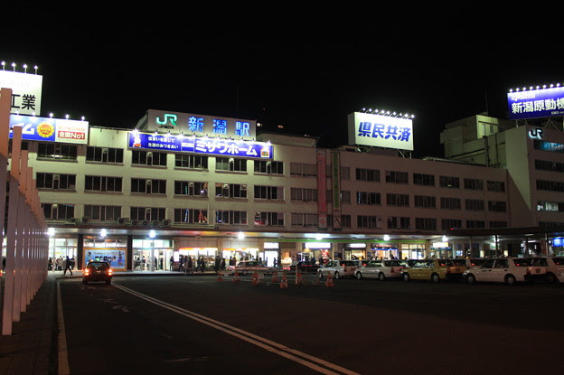 新潟駅万代口 夜景 写真共有サイト フォト蔵