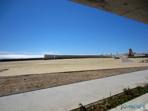 Zona ribeirinha da Figueira da Foz - Estrutura de anfiteatro - visto de longe [en] Seafront walkway of Figueira da Foz