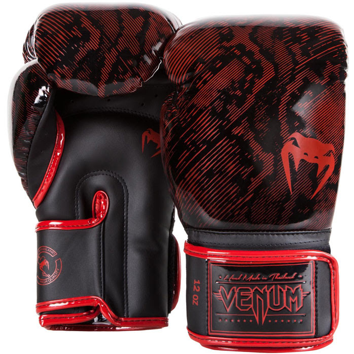 venum-fusion-boxing-glove-red