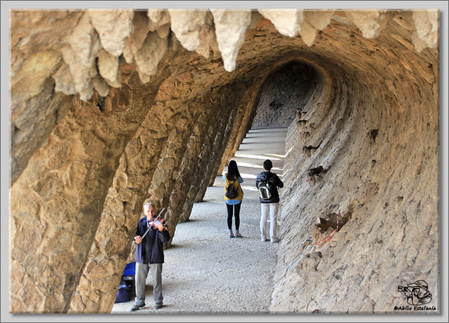 13 Park Güell de Barcelona