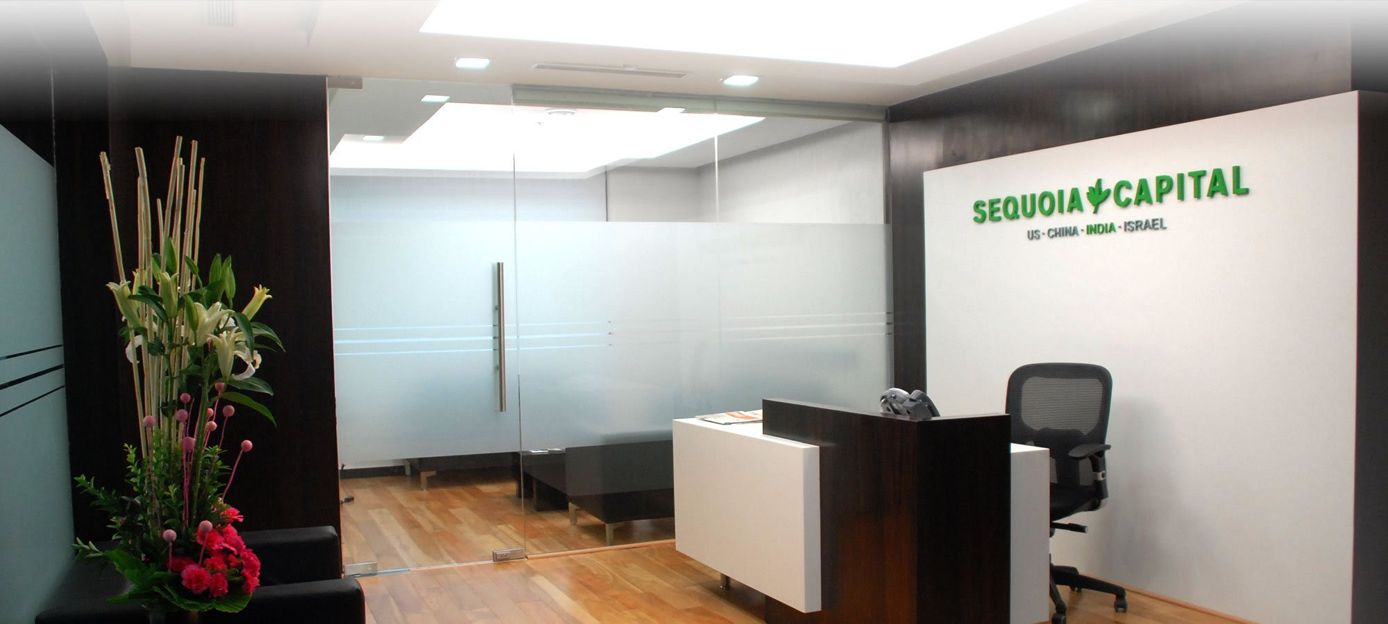 Outstanding Office Interior Design 800 x 530 · 110 kB · jpeg