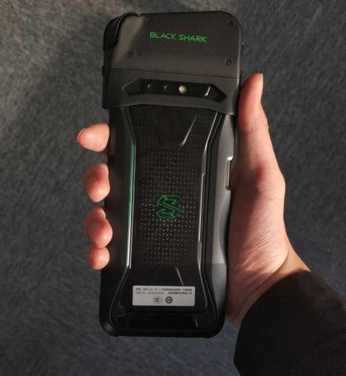  Xiaomi  Black  Shark  gaming phone with rugged design dual 