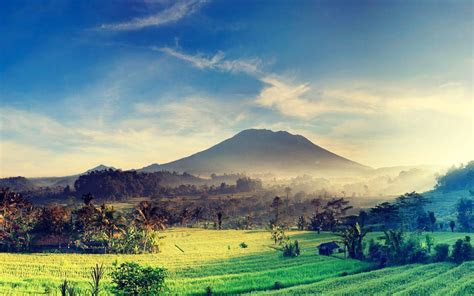 tourist attractions  bali capture indonesia
