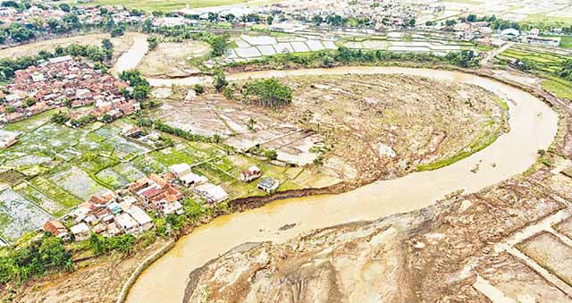Banjir Garut, Diduga Dipicu Pembalakan Liar