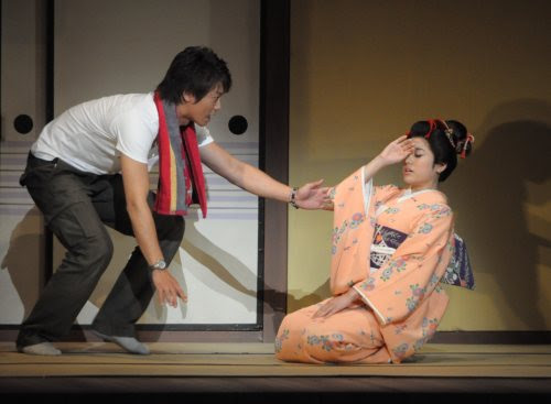 10 08 11 つばき 時跳び初日レポ 舞台写真付 明治座 おけぴ管理人の観劇感激レポ