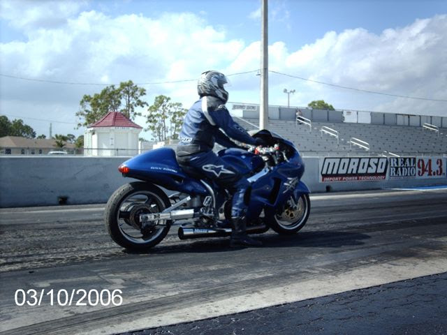 SUZUKI HAYABUSA 1300 SPECIFICATION - MOTORBIKE WALLPAPER
