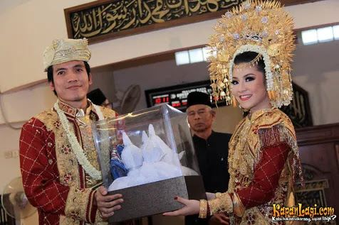 Desta dan Natasha Rizki @Foto: Agus Apriyanto