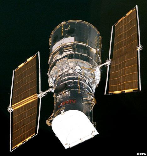 لأول مرة: اصطدام قمرين اصطناعيين