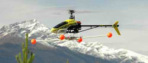 Blade 400 with training gear