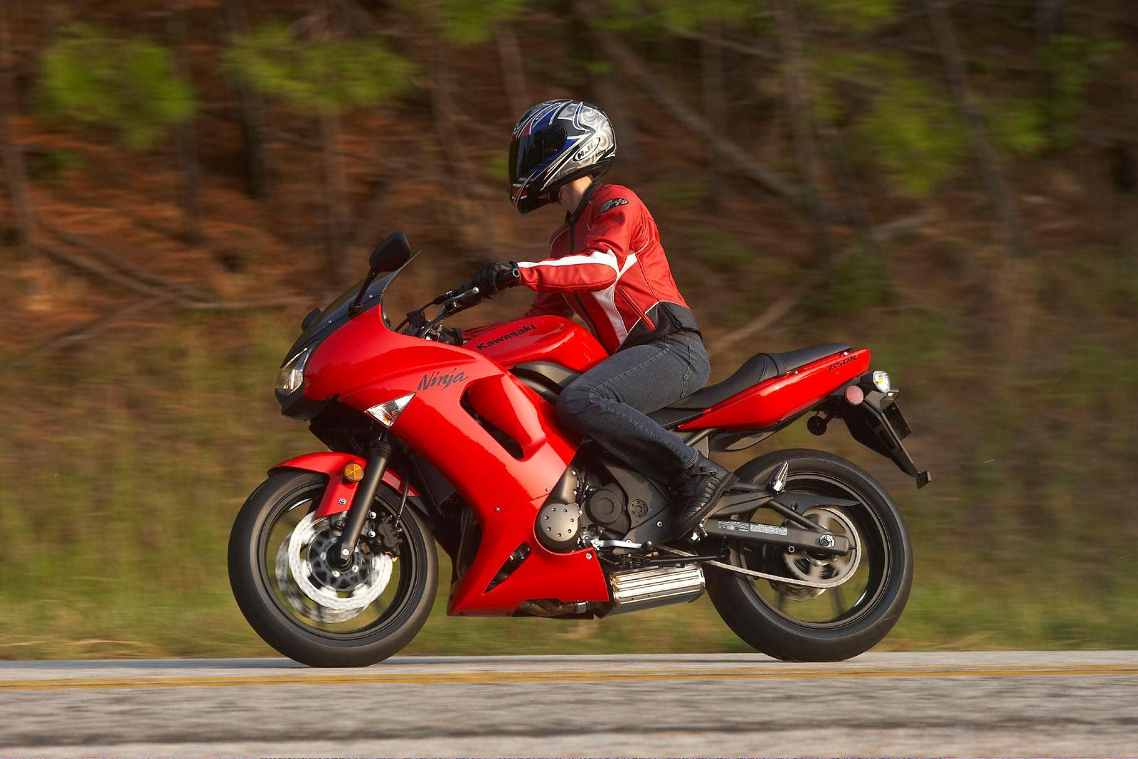 Kawasaki Ninja 650R Motorcycle Images