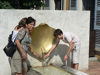fontaine parfumée.jpg