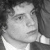Tutti I Soldi Del Mondo Streaming : : Alcuni uomini mascherati rapiscono un ragazzo adolescente di nome paul getty iii.