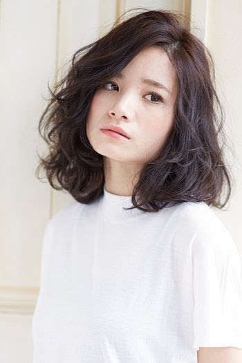 黒髪でも可愛いおしゃれボブ 前髪長めヘア Zaccがおすすめする人気のヘアカタログ