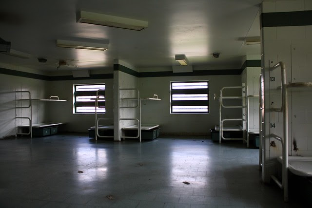 minimum security building
