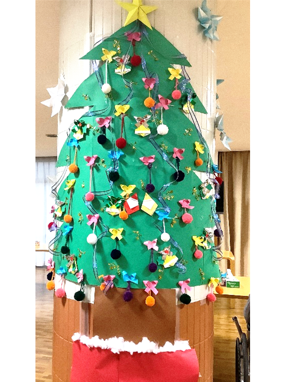 手作りのクリスマスツリー 社会福祉法人 和光福祉会