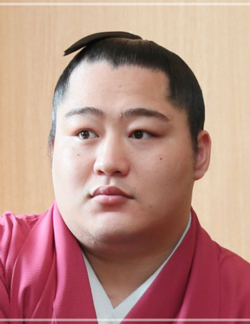 遠藤 相撲力士 の結婚相手は誰 嫁 妻 の顔写真や名前 年齢を調査
