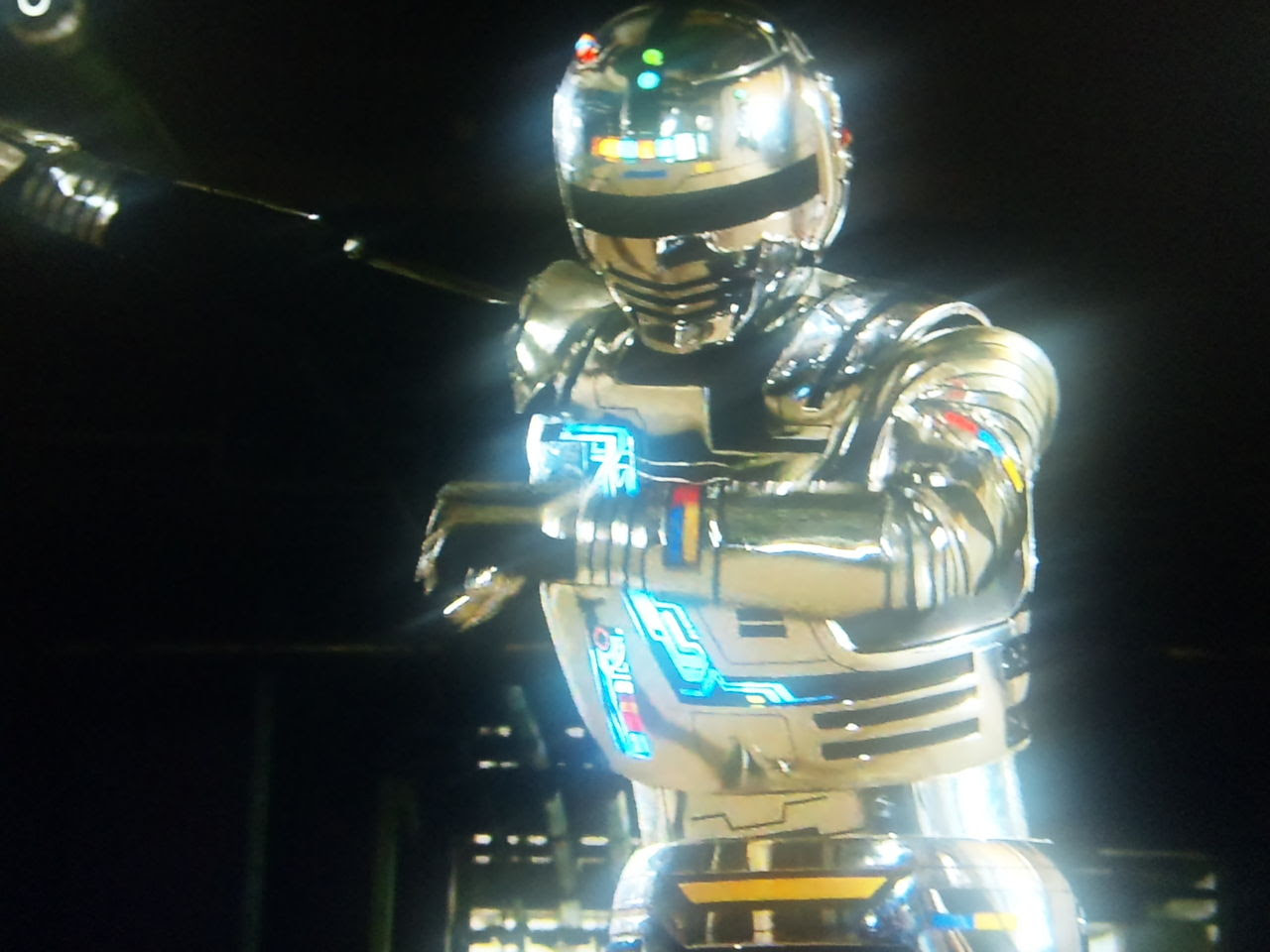 宇宙刑事ギャバン シャリバン シャイダー 蒸着 赤射 焼結 コンバットスーツに身を包むメタルヒーローに私たちは大興奮していました Middle Edge ミドルエッジ