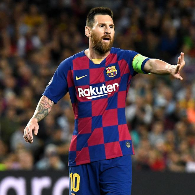 ジャンプ力がすごい シャビのパスがやばい メッシが選んだ 意外な キャリアベストゴール が大反響 サッカーダイジェストweb