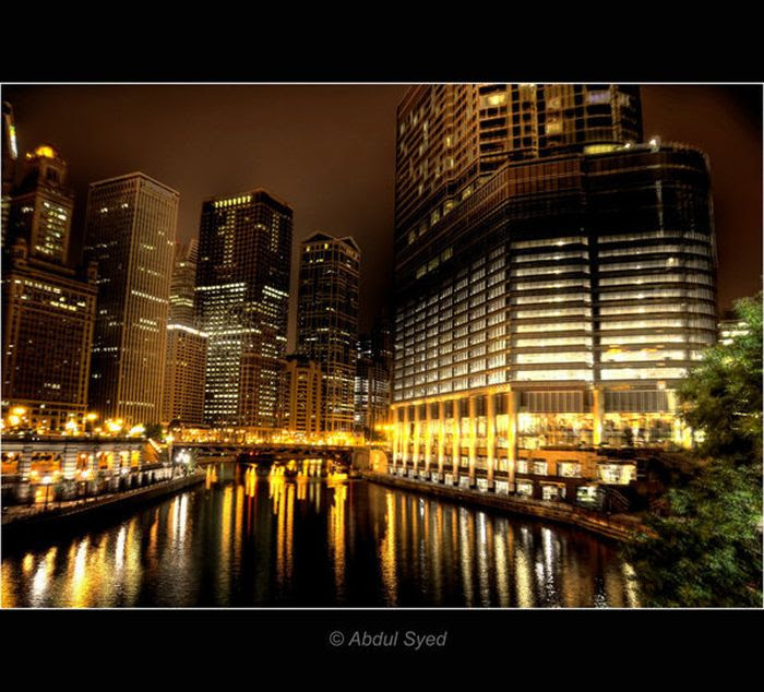 http://de.acidcow.com/pics/20110215/hdr_66.jpg