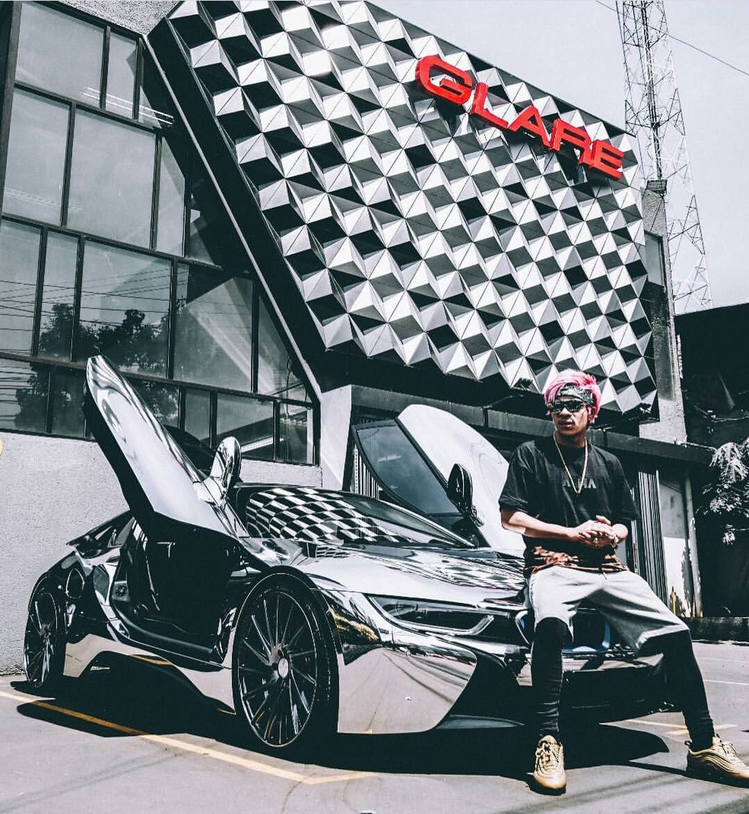 Sultan sultan Youtube Indonesia dengan Koleksi Mobil  mobil  