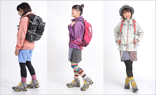 アウトドアファッションの人気ブランド レディースme