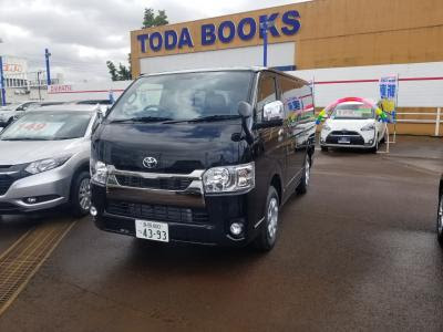 新潟の中古車情報 トヨタ ハイエースｖ ２ ８スーパーｇｌダークプライム ４ｗｄディーゼルターボ ｍナビ地デジｗオートｓｄｒ オートパーク