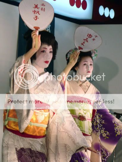 Image hosted by Photobucket.com