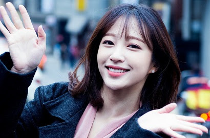 Simak apa yang dirasakan cmelihat fancam-nya yang jadi viral 2014 lalu http://ift.tt/20kt43r - Berita Terkini Hani Terbaru Hari Ini -Tak bisa dipungkiri jika Hani bisa di posisinya yang sekarang sejak fancam-nya jadi viral. Member EXID itu rupanya tak mengelak bahkan mengaku berterima kasih saat diwawancarai Cosmopolitan baru-baru ini. 
