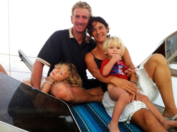 Daniela Ambrosi e Marc Rosenfeld com os filhos Pali e Uma. (Foto: Arquivo Pessoal/ Daniela Ambrosi)